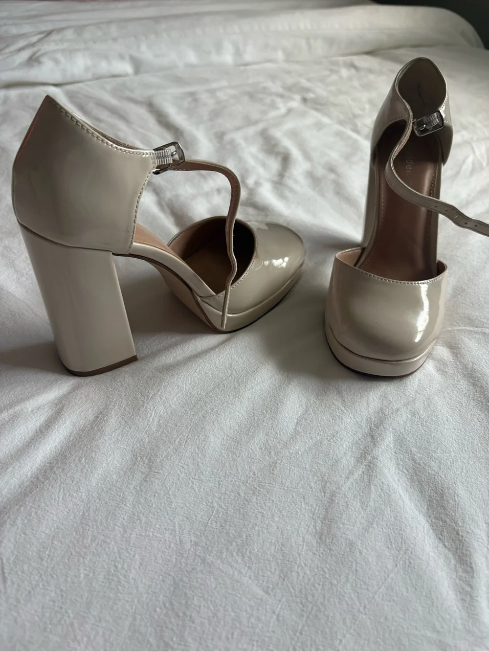Madden Girl Unaa Platform Pumps